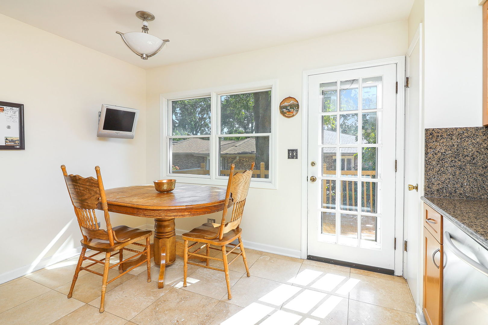 1526 Shelley Court, Darien, IL 60561