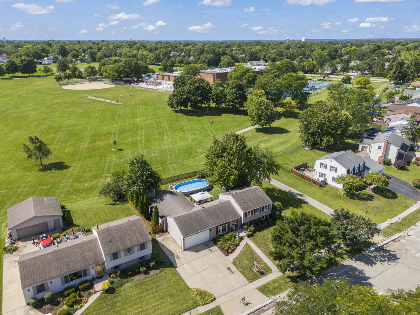 1425 Colwyn Drive, Schaumburg, IL 60194