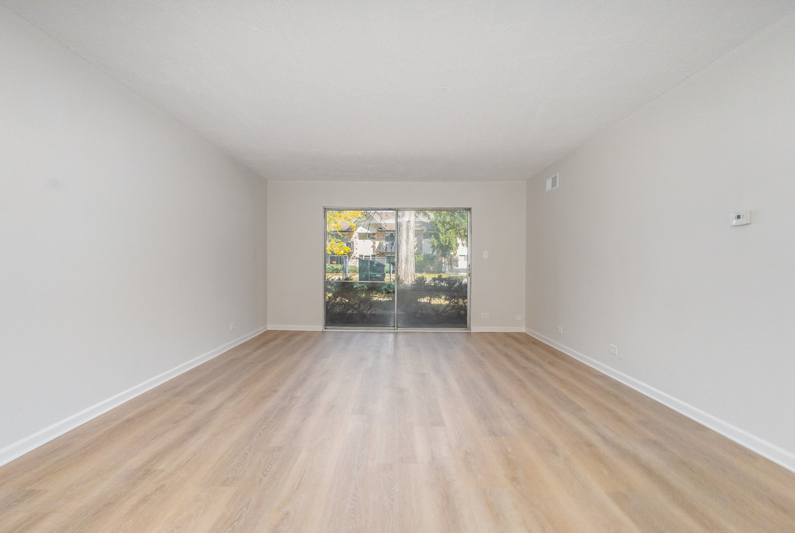 4A Kingery Quarter #104, Willowbrook, IL 60527