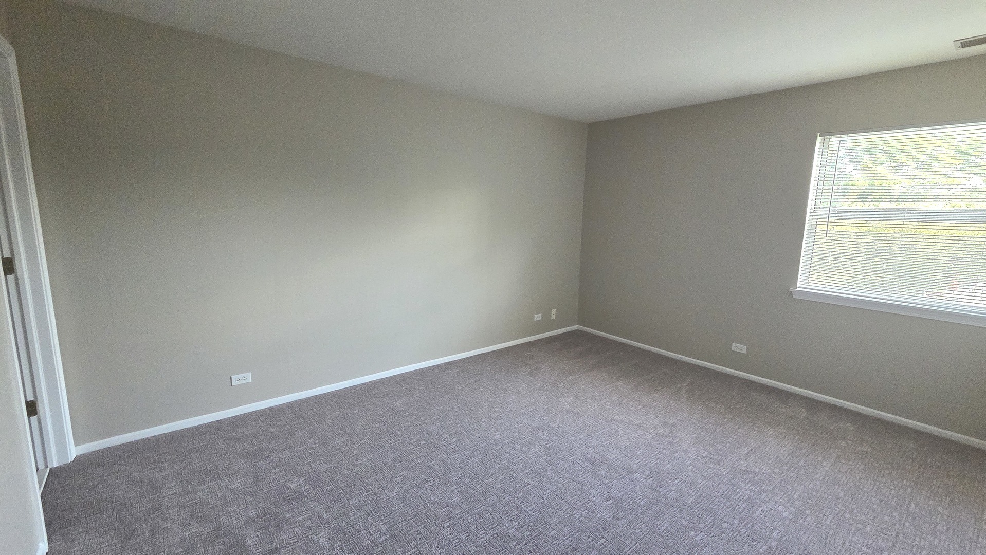 67 Beechmont Court #W2, Schaumburg, IL 60193