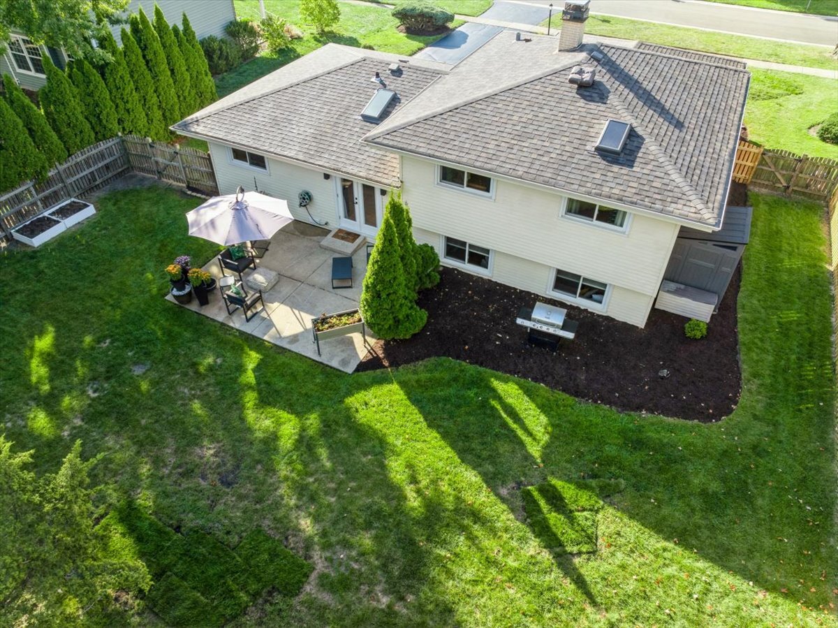 564 E PRINCETON Street, Palatine, IL 60074