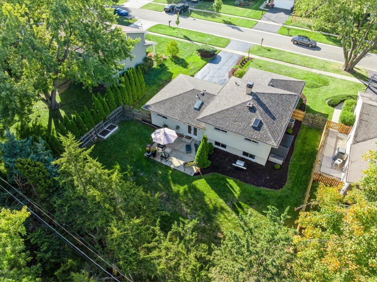 564 E PRINCETON Street, Palatine, IL 60074