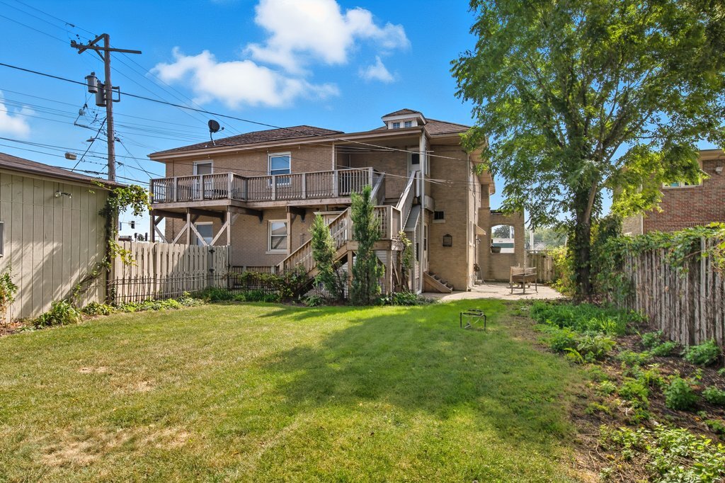 2418 Burr Oak Avenue #1E, Blue Island, IL 60406