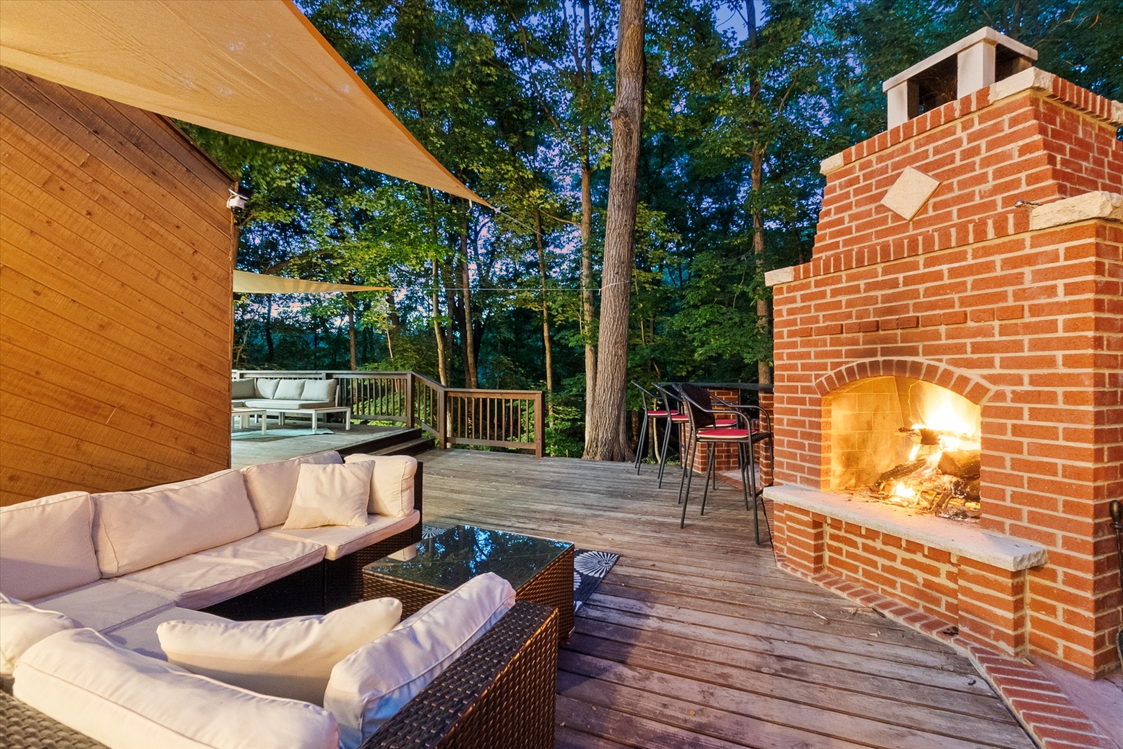 11905 S Lakewood Avenue, Palos Park, IL 60464