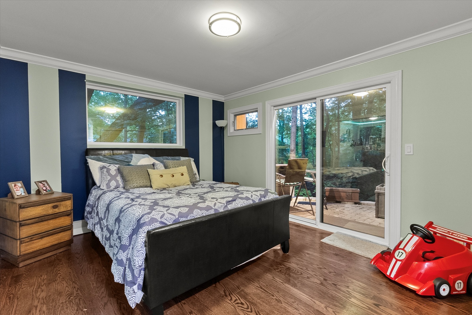 11905 S Lakewood Avenue, Palos Park, IL 60464