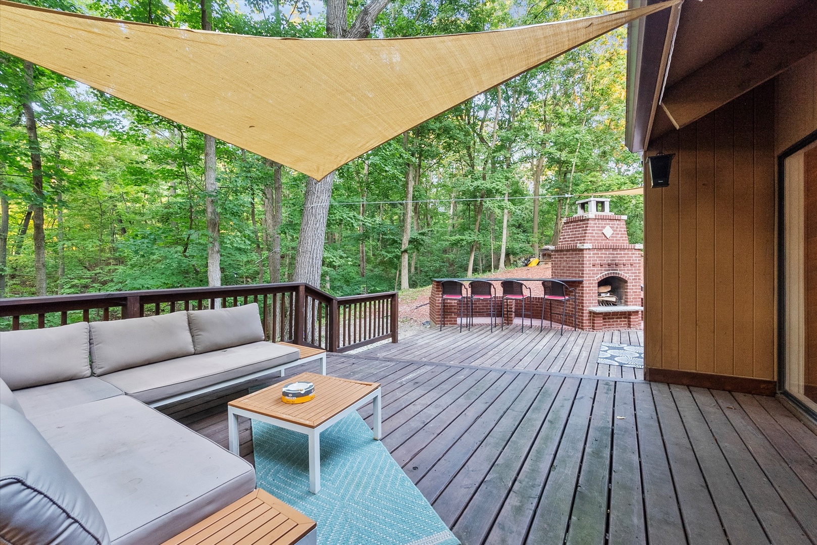 11905 S Lakewood Avenue, Palos Park, IL 60464