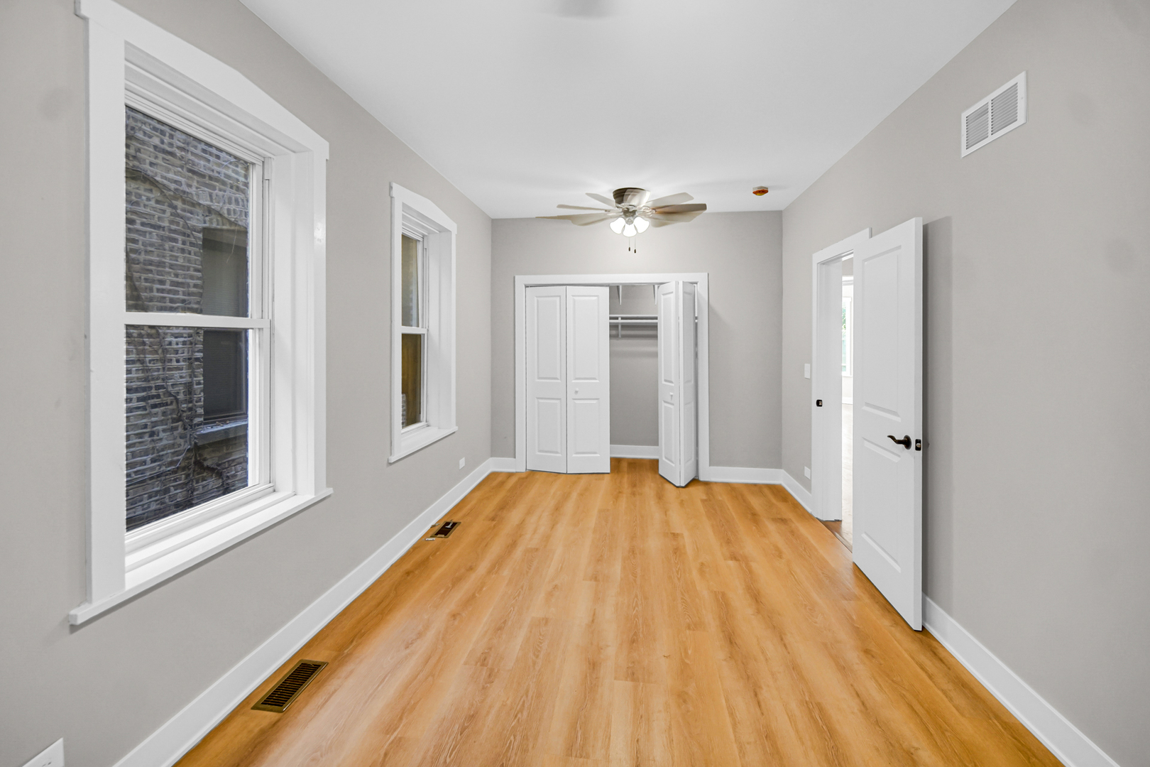 944 N Lavergne Avenue, Chicago, IL 60651