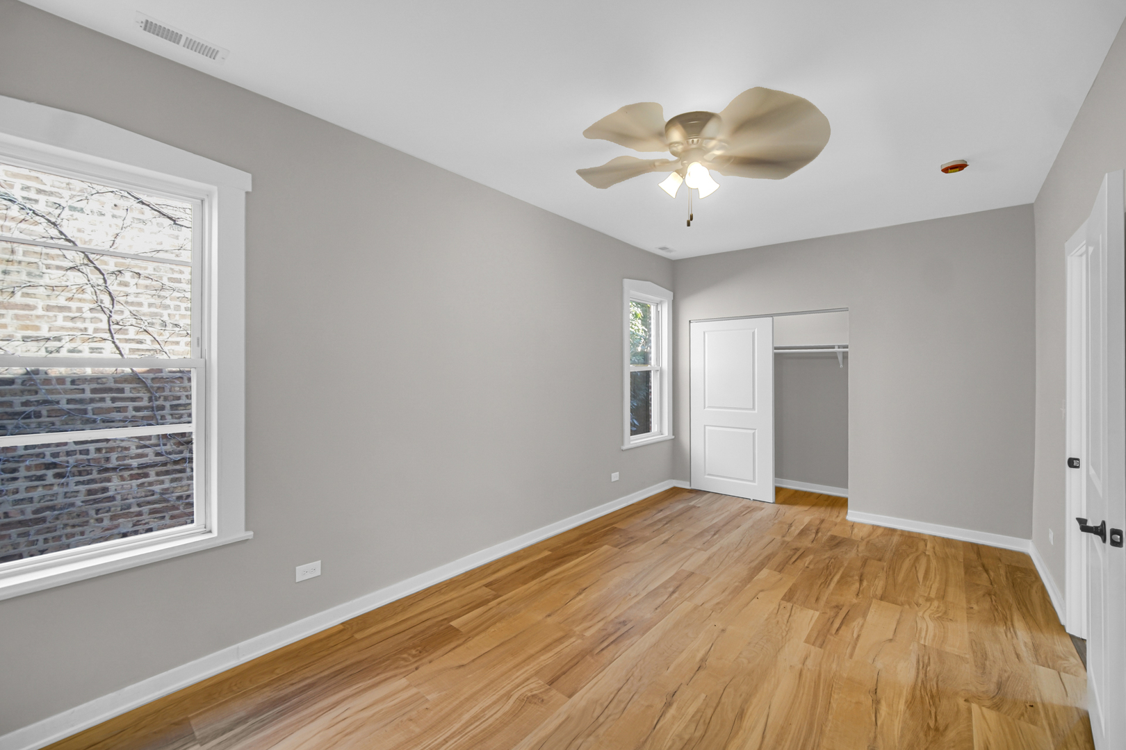 944 N Lavergne Avenue, Chicago, IL 60651