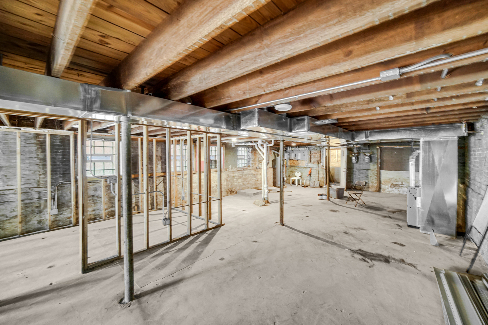 944 N Lavergne Avenue, Chicago, IL 60651