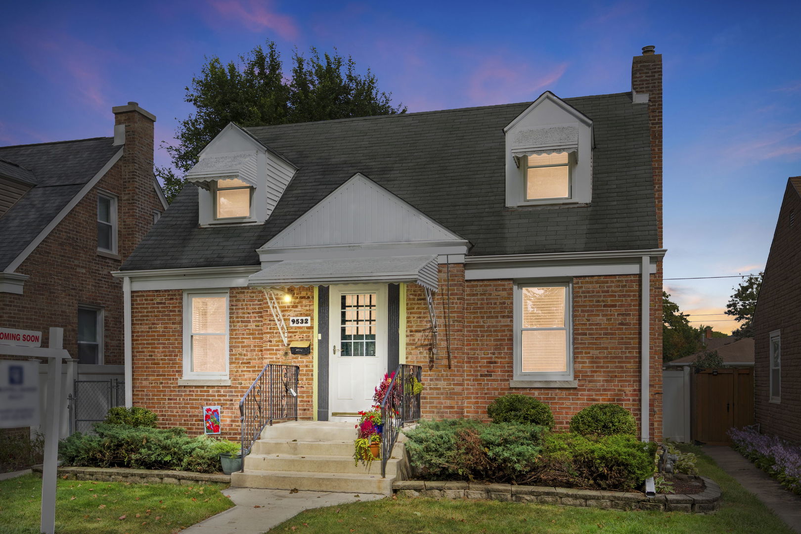 9532 Jackson Avenue, Brookfield, IL 60513