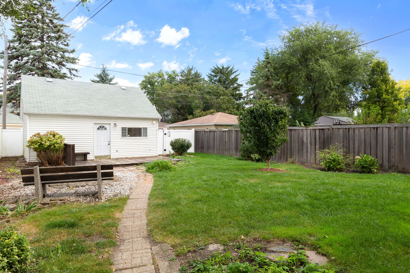 9532 Jackson Avenue, Brookfield, IL 60513