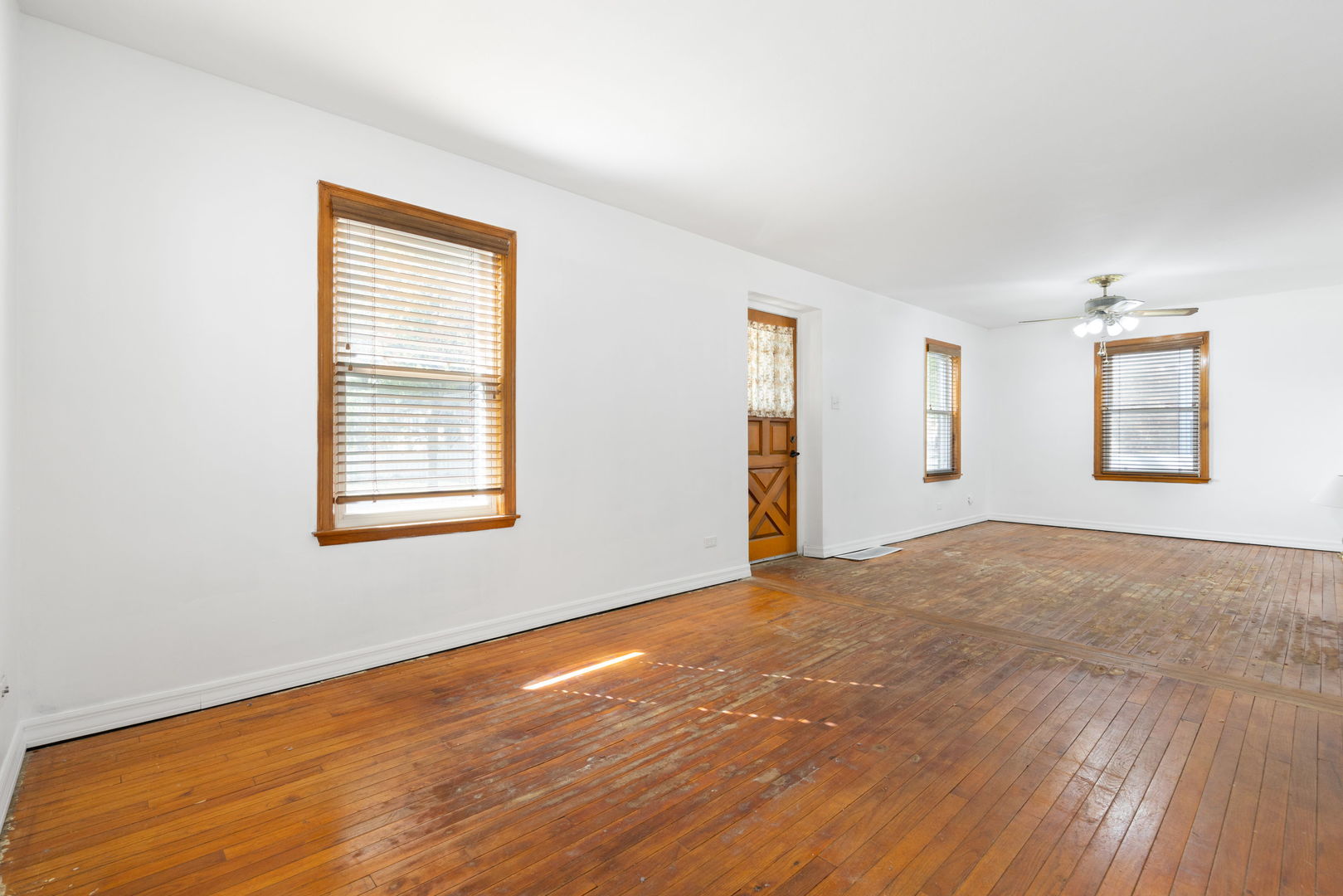 9532 Jackson Avenue, Brookfield, IL 60513