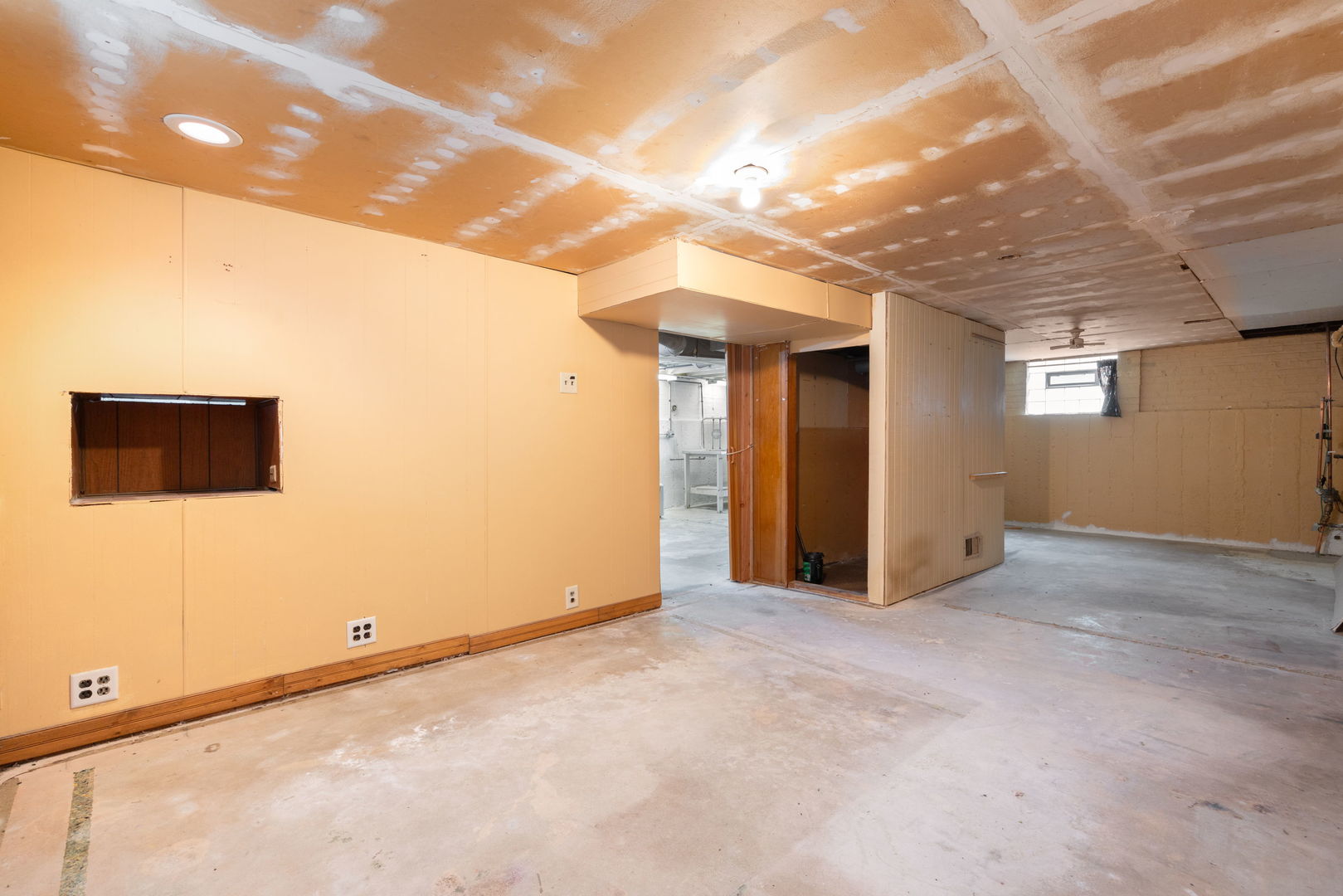 9532 Jackson Avenue, Brookfield, IL 60513