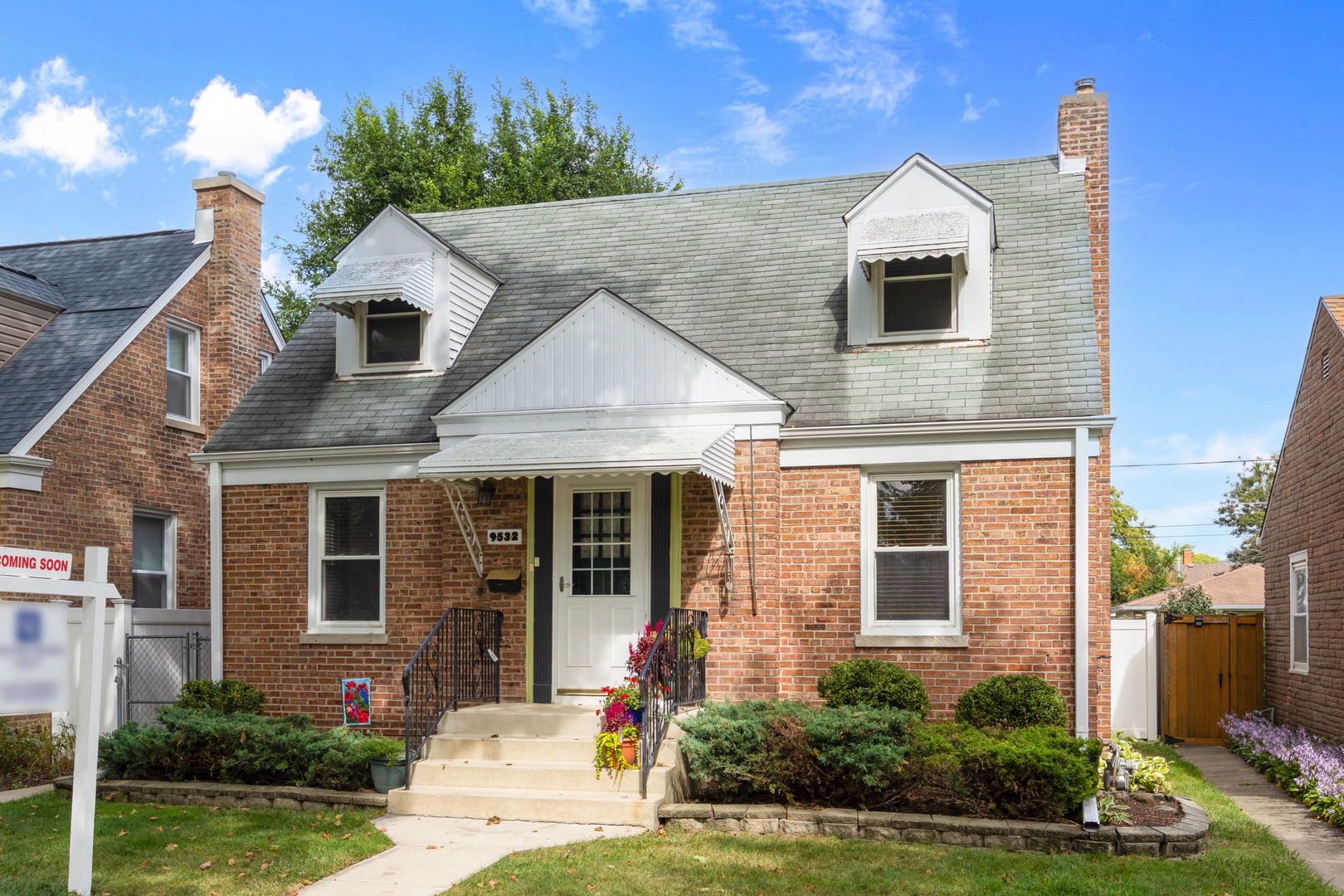 9532 Jackson Avenue, Brookfield, IL 60513
