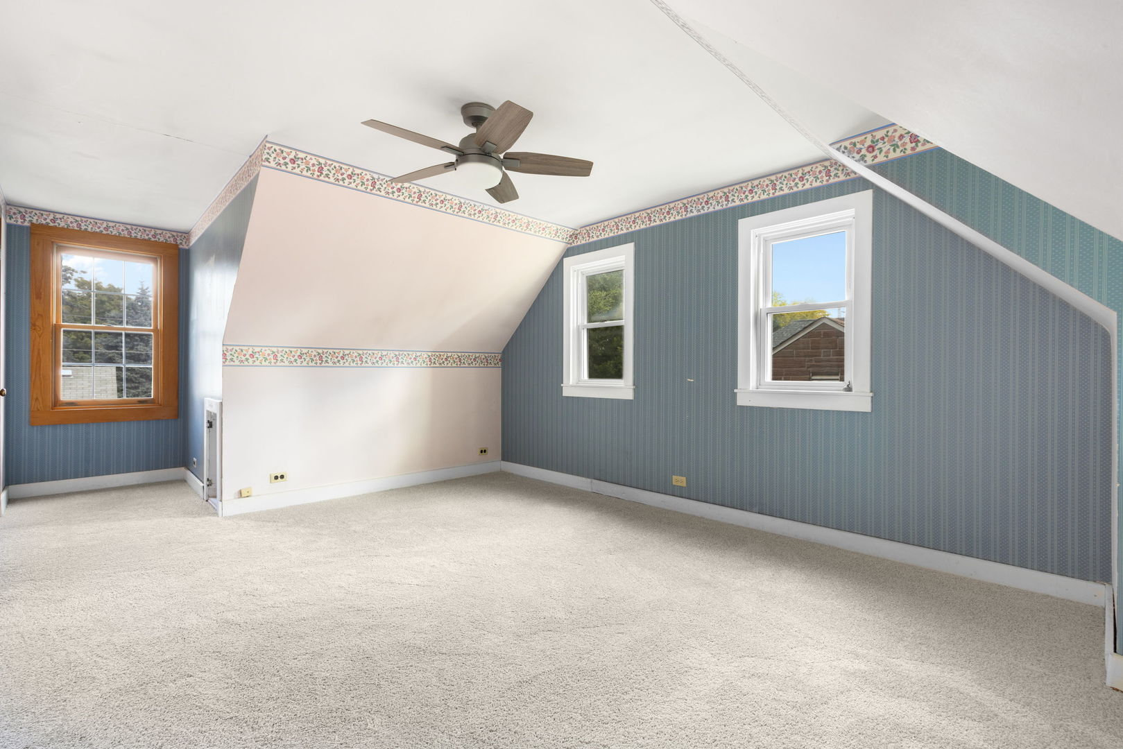 9532 Jackson Avenue, Brookfield, IL 60513