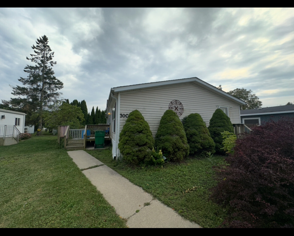 15941 Durand Ave 30c Durand Avenue, Yorkville, WI 53182