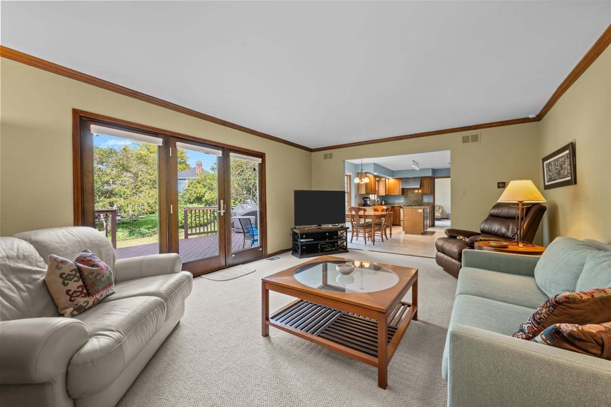 743 Arlington Avenue, Naperville, IL 60565