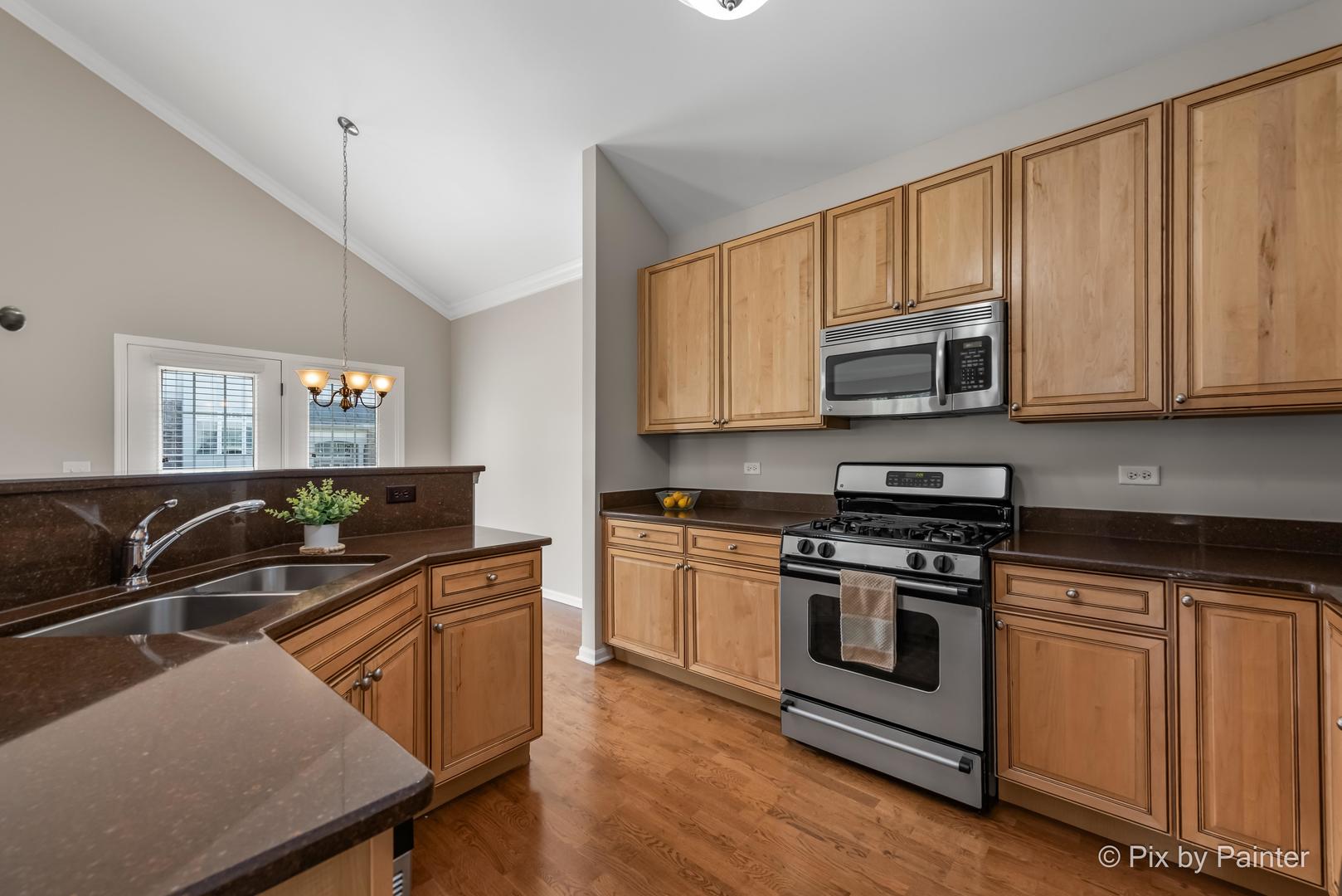 181 Sype Drive, Carol Stream, IL 60188