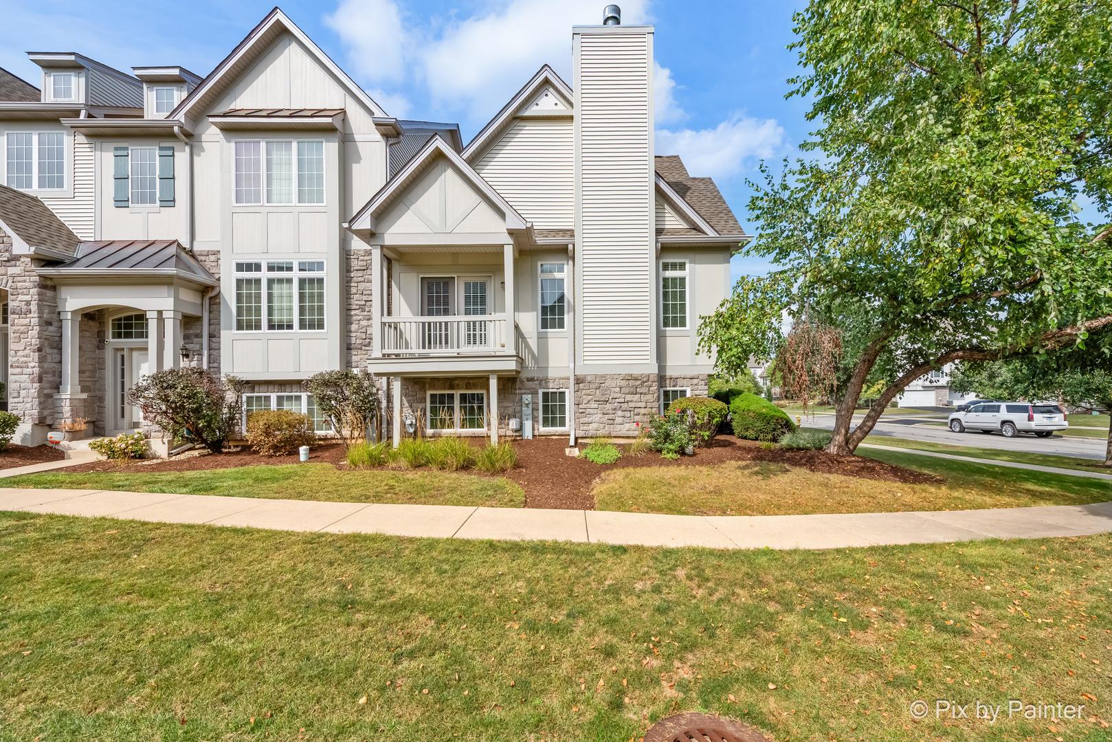 181 Sype Drive, Carol Stream, IL 60188