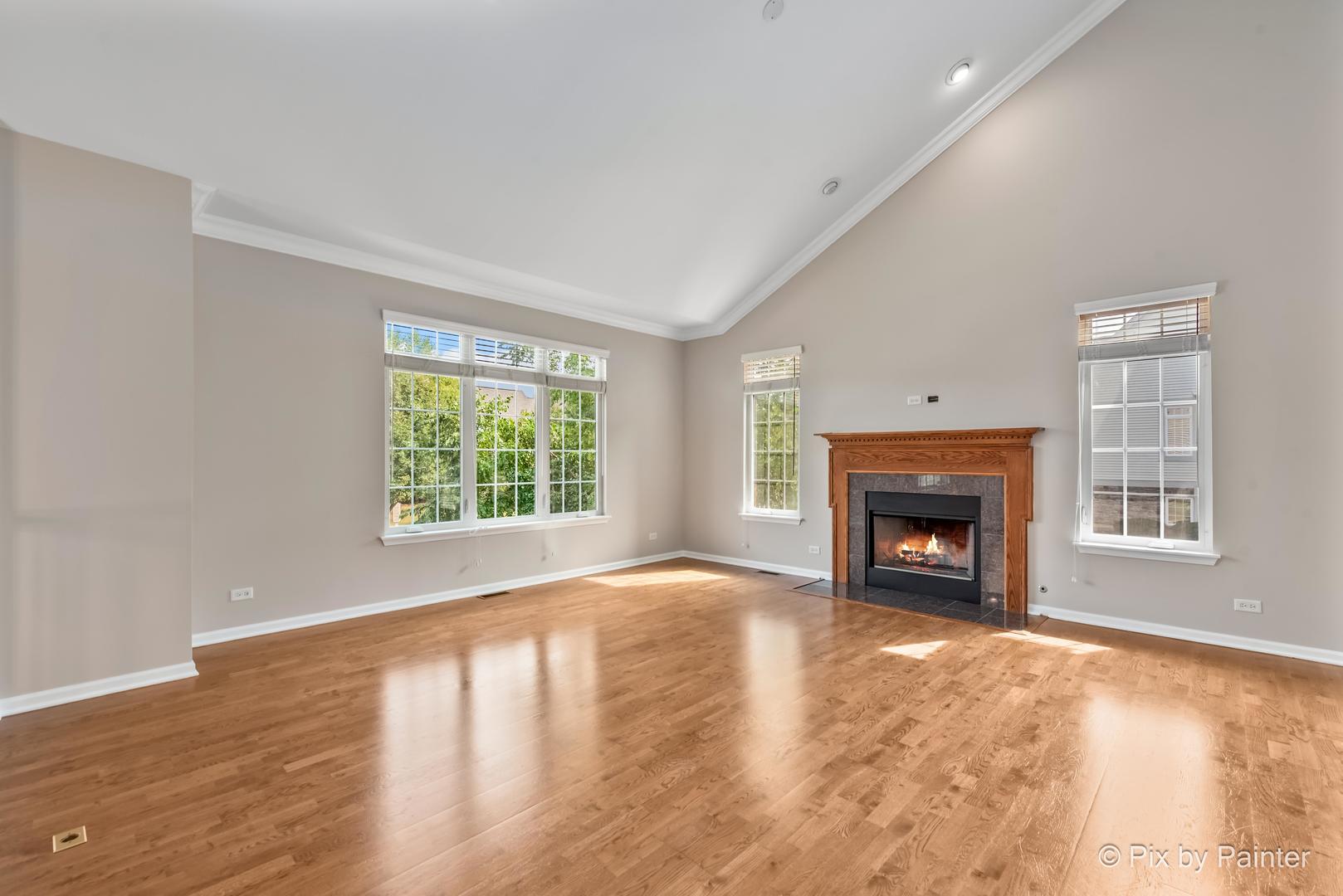 181 Sype Drive, Carol Stream, IL 60188