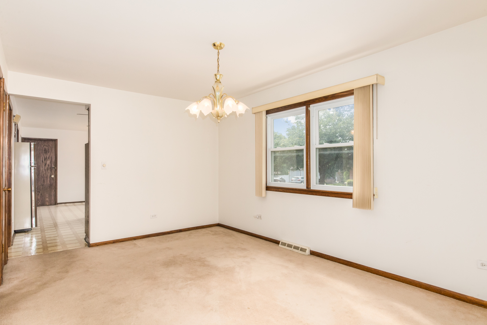 1316 N Northwest Highway, Park Ridge, IL 60068