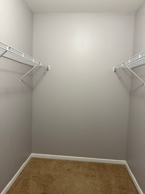 275 E Railroad Avenue #301, Bartlett, IL 60103