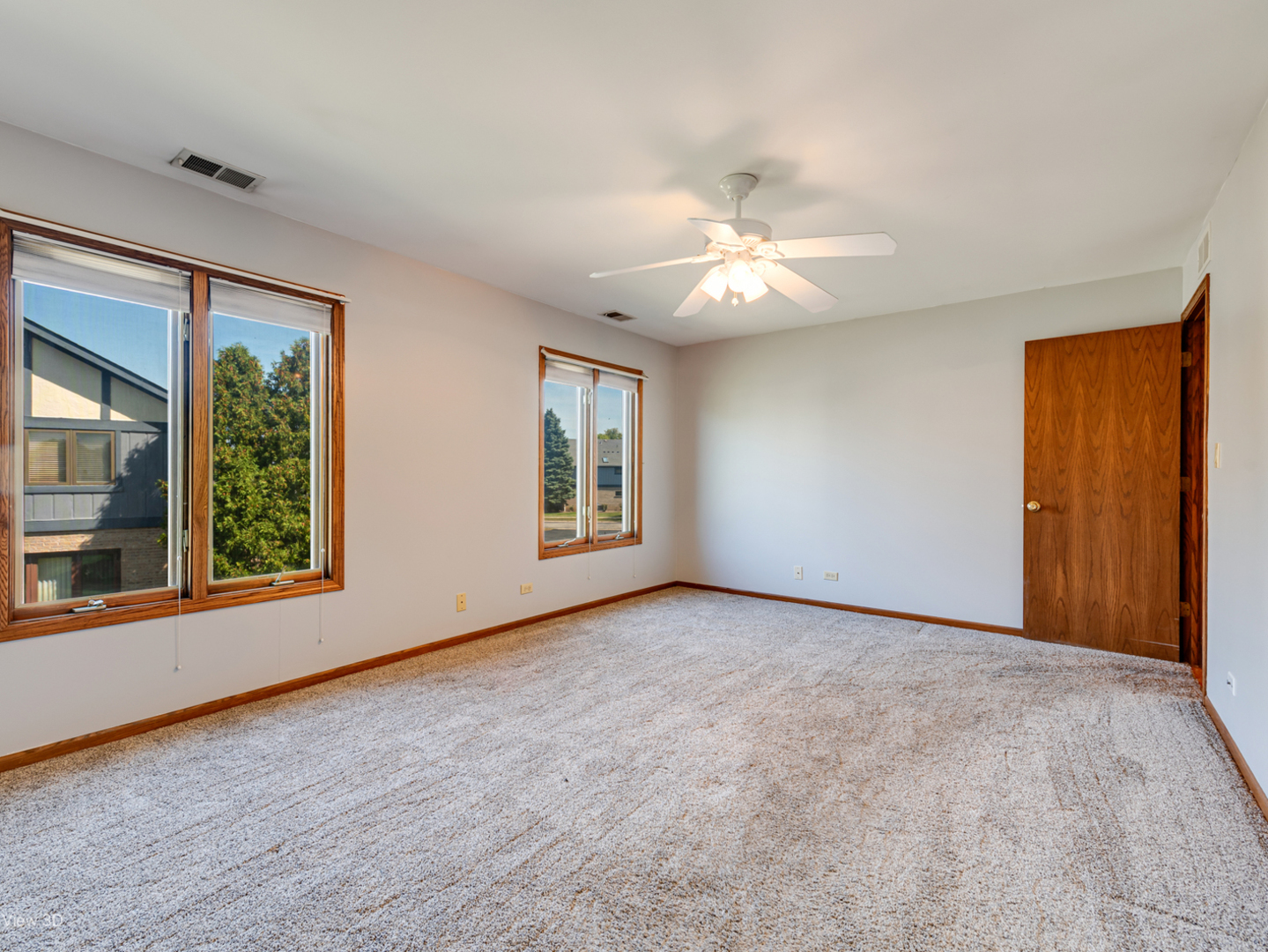 2705 Harbor Drive #2705, Joliet, IL 60431