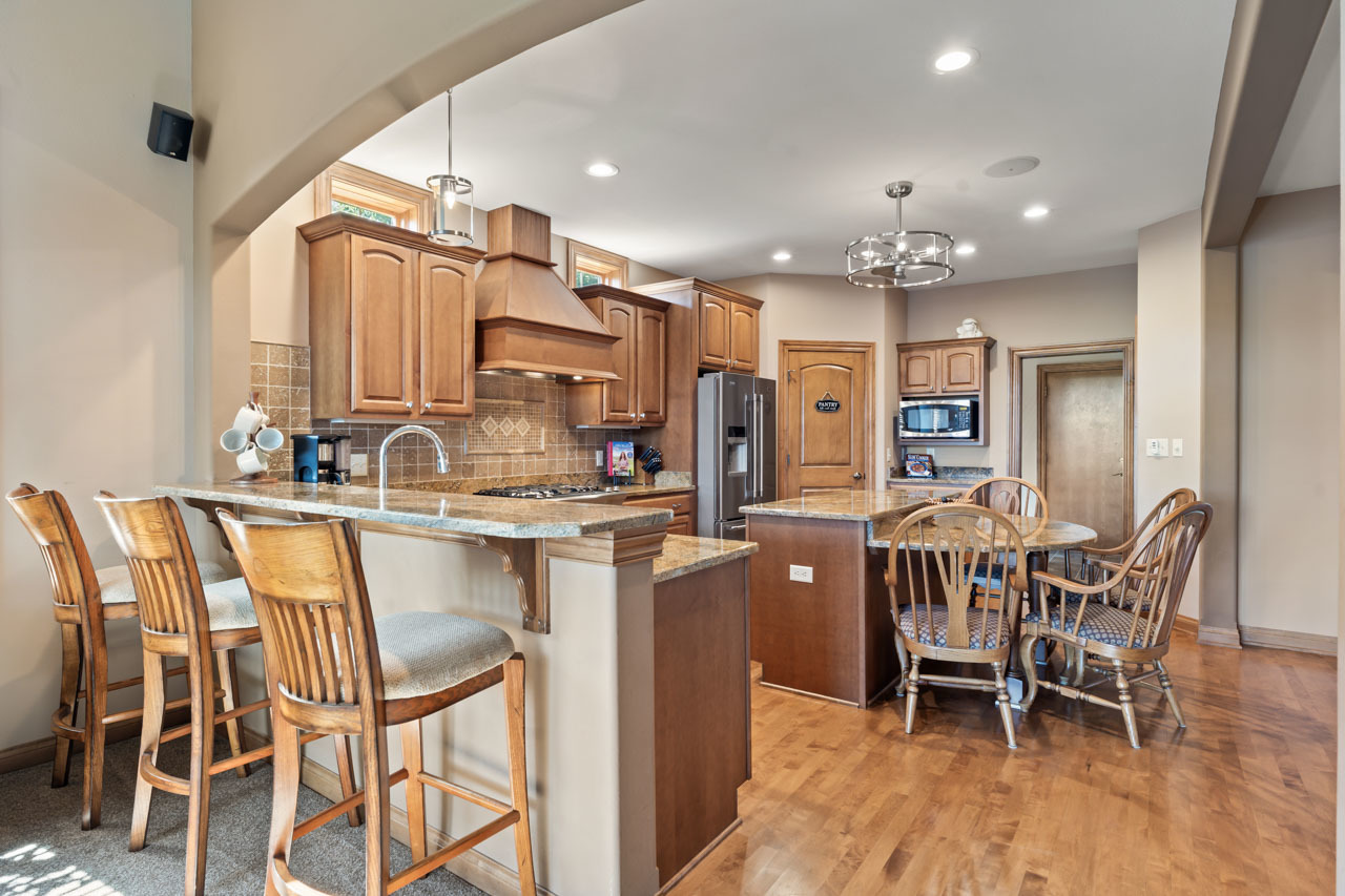 6507 Willow Court, Waterford, WI 53185