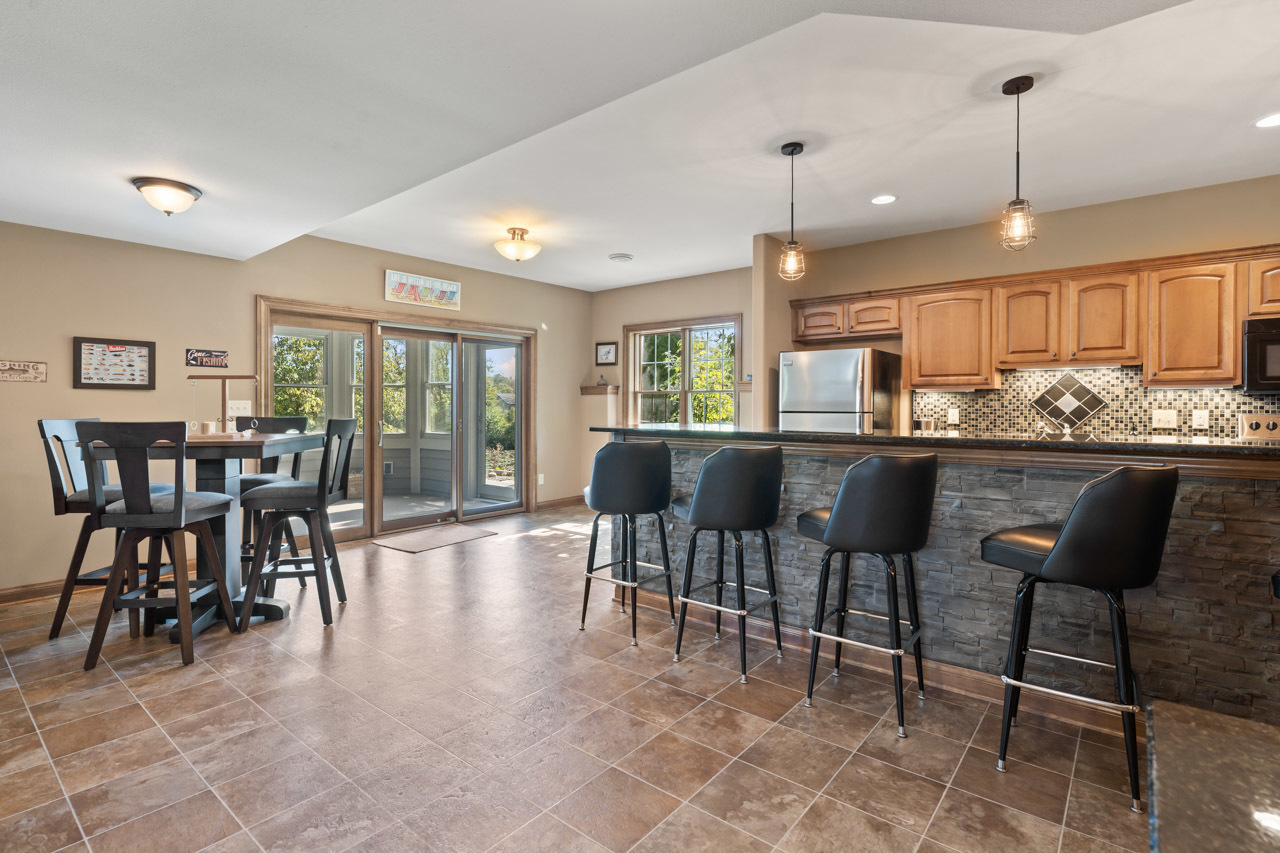 6507 Willow Court, Waterford, WI 53185