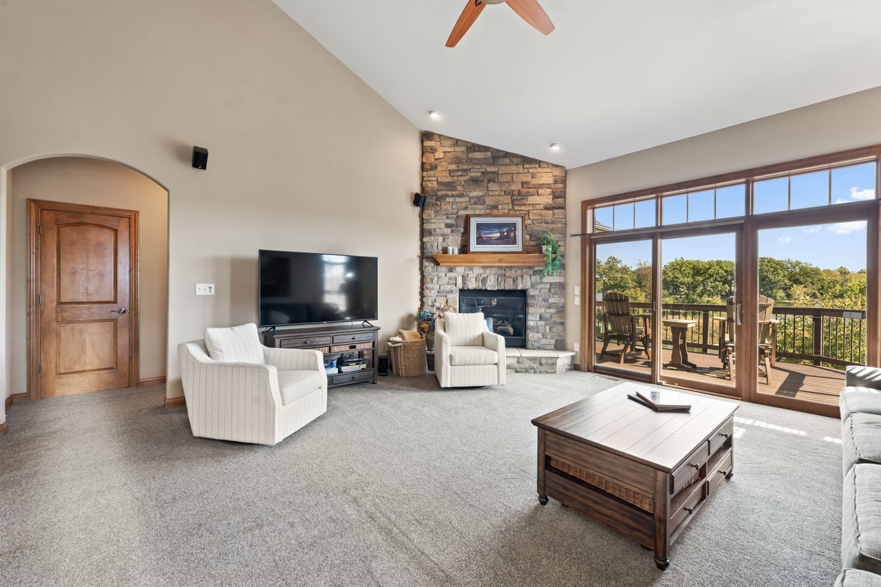 6507 Willow Court, Waterford, WI 53185