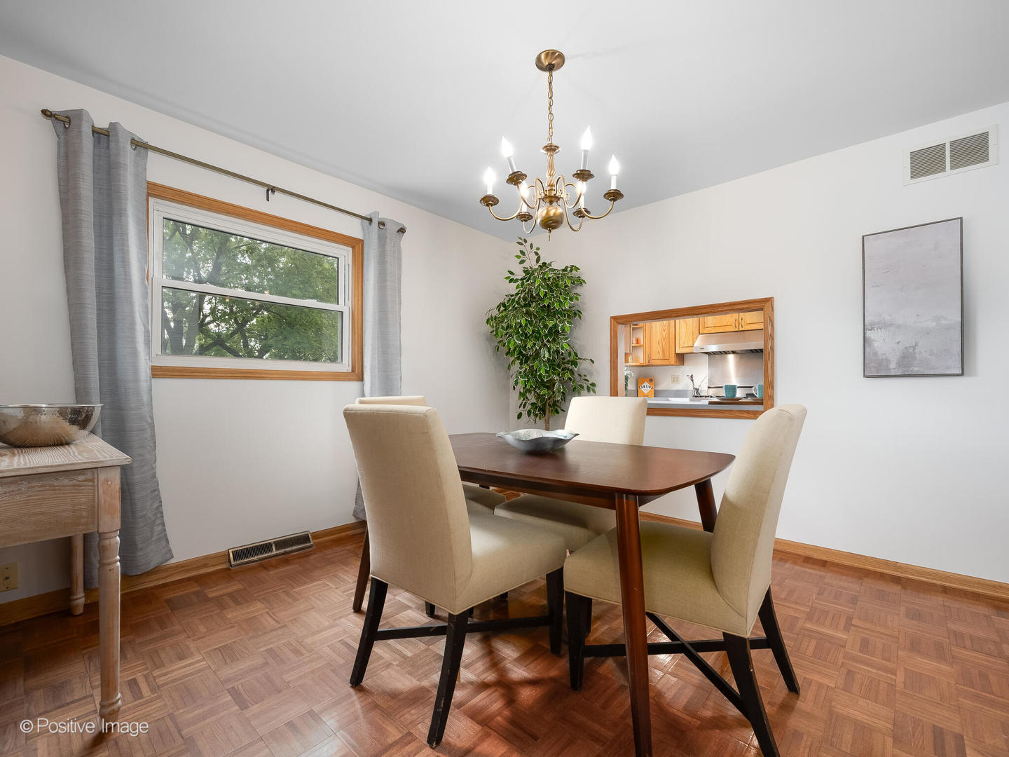 101 Bonnie Court, Thornton, IL 60476