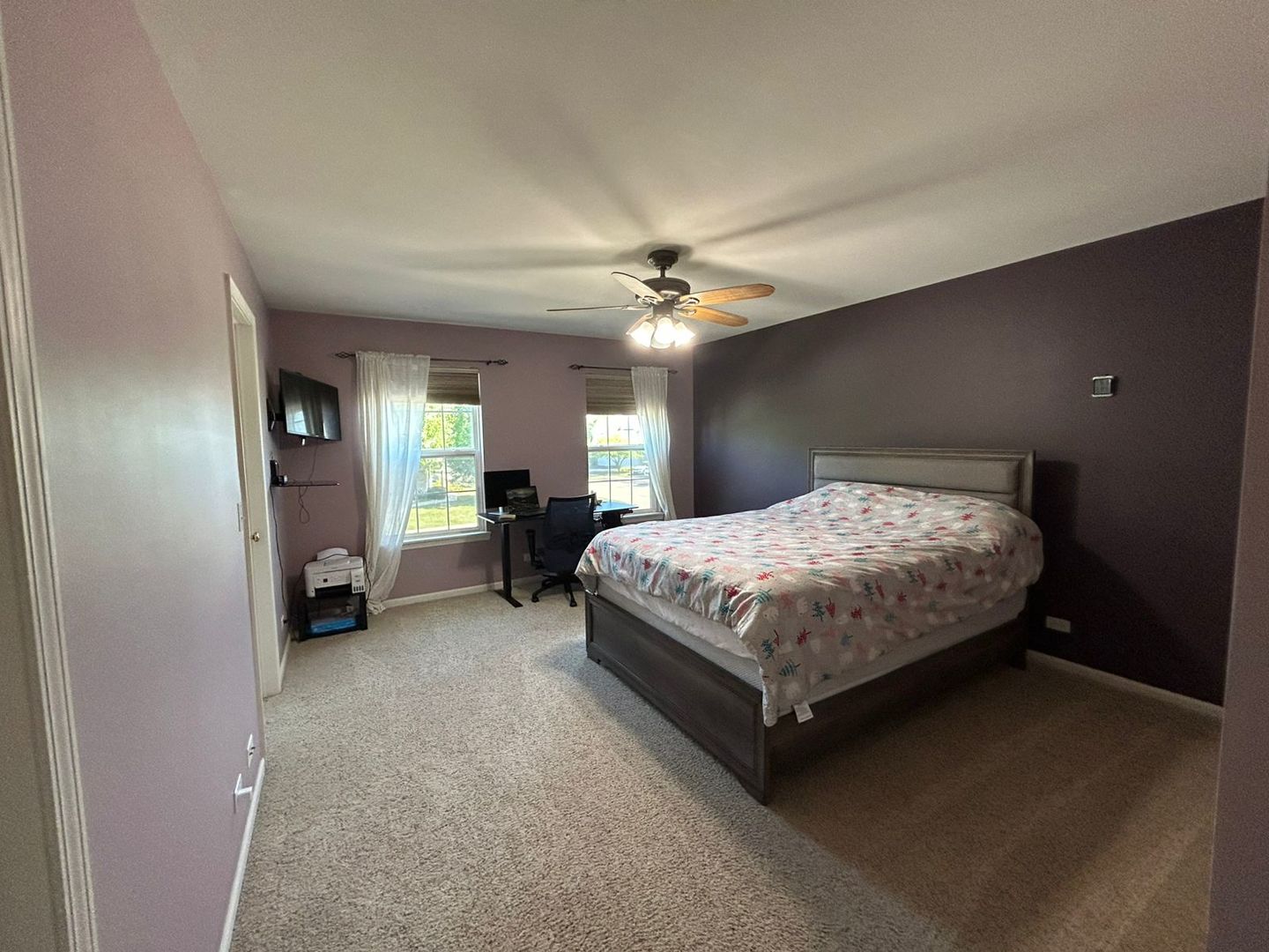 2249 Sunrise Circle, Aurora, IL 60503