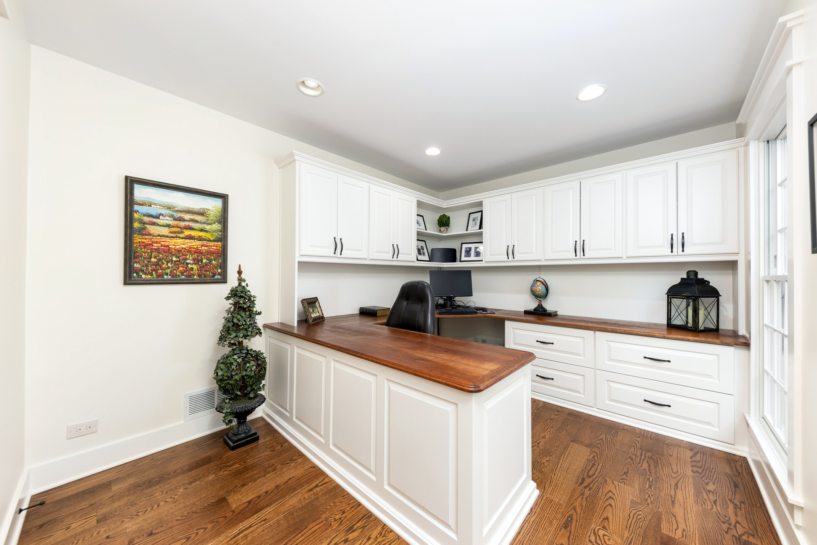 1116 Hollingswood Avenue, Naperville, IL 60564
