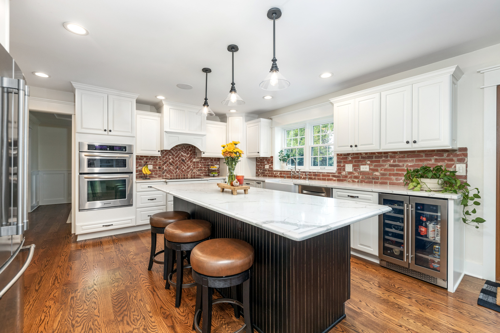 1116 Hollingswood Avenue, Naperville, IL 60564