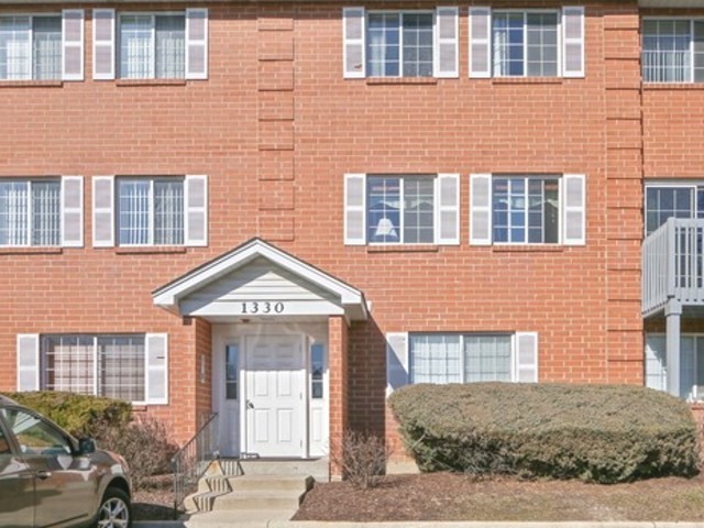 1330 S Lorraine Road #D, Wheaton, IL 60189