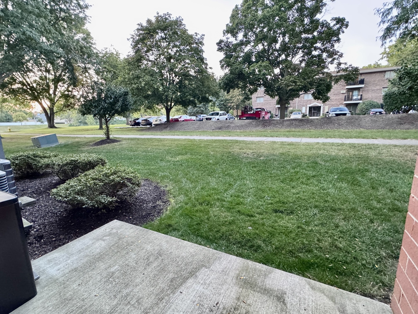 1330 S Lorraine Road #D, Wheaton, IL 60189