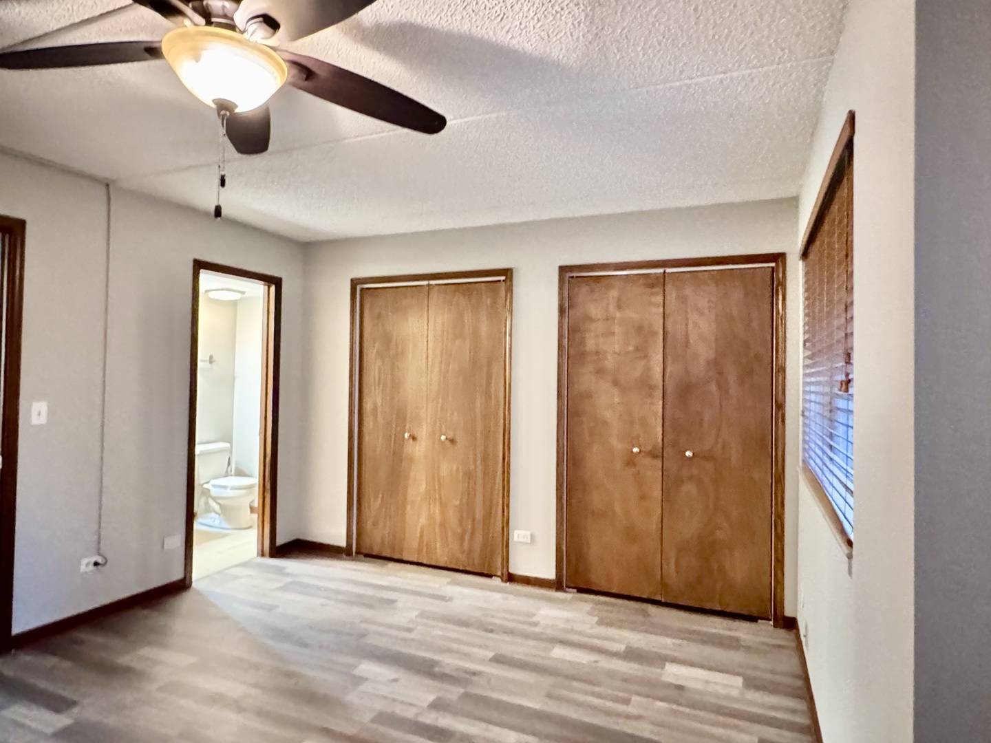 1330 S Lorraine Road #D, Wheaton, IL 60189