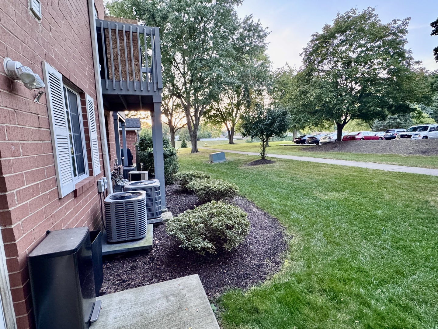 1330 S Lorraine Road #D, Wheaton, IL 60189
