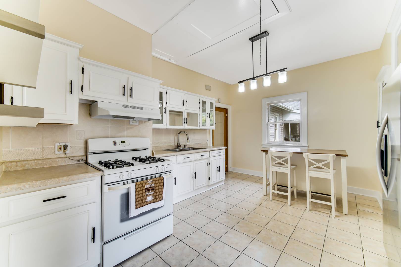 50 W 14th Place, Chicago Heights, IL 60411