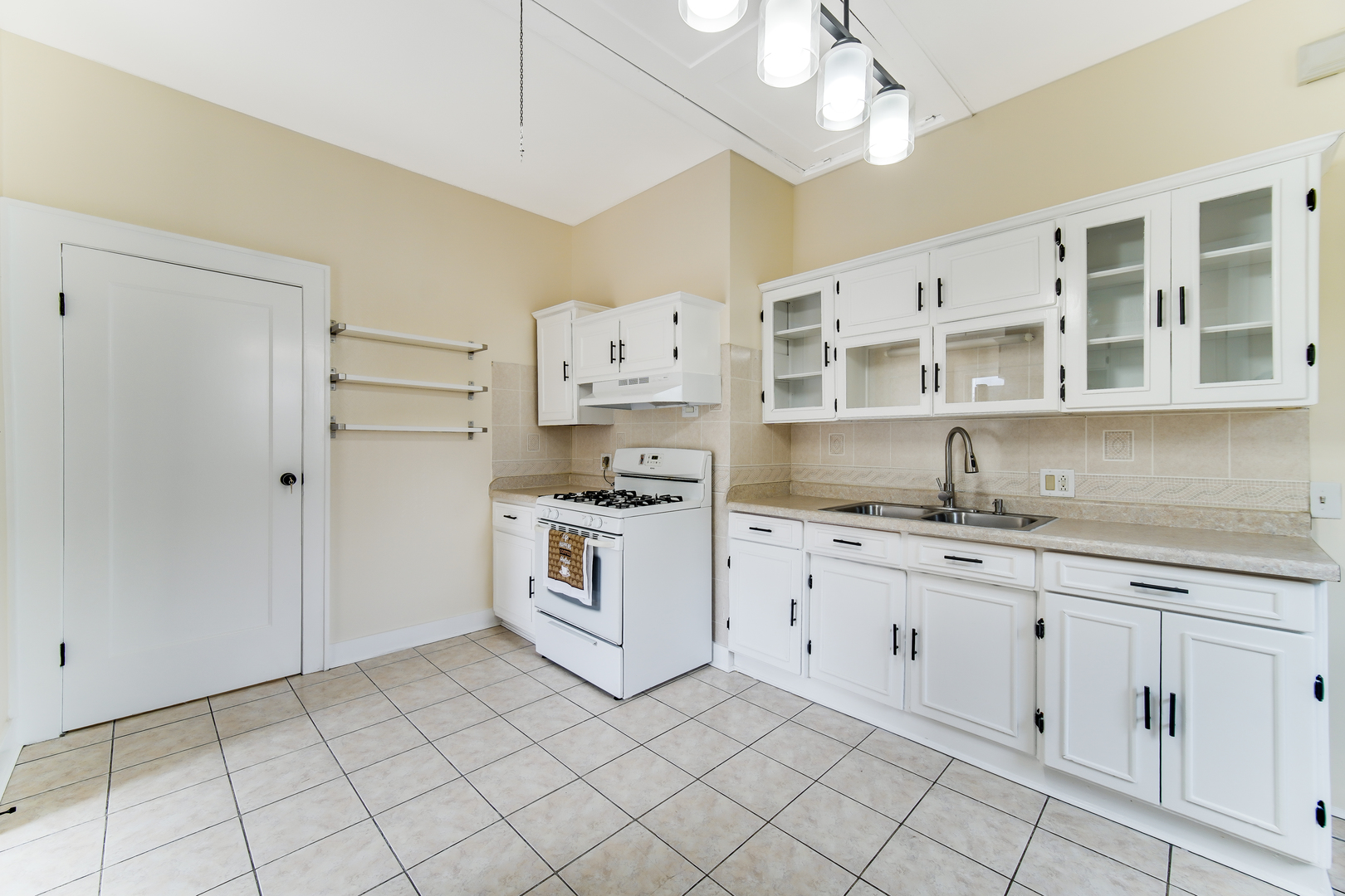 50 W 14th Place, Chicago Heights, IL 60411