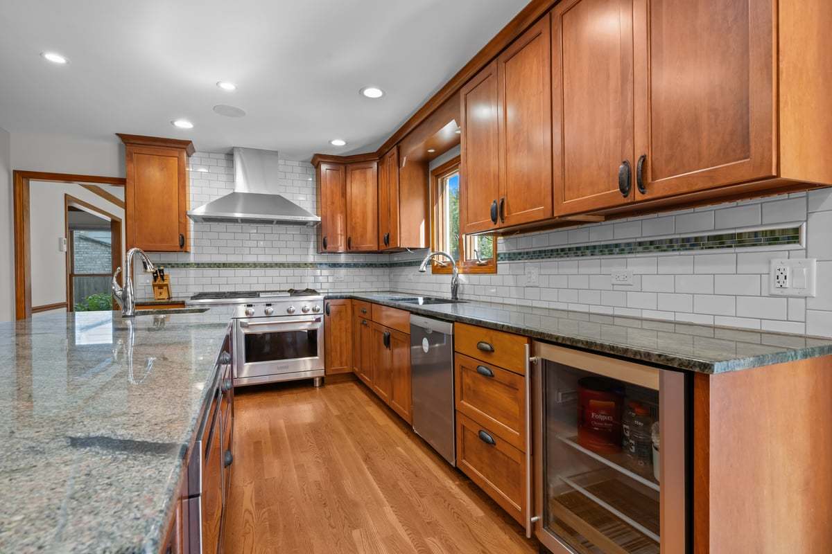 2248 Aster Court, Naperville, IL 60565