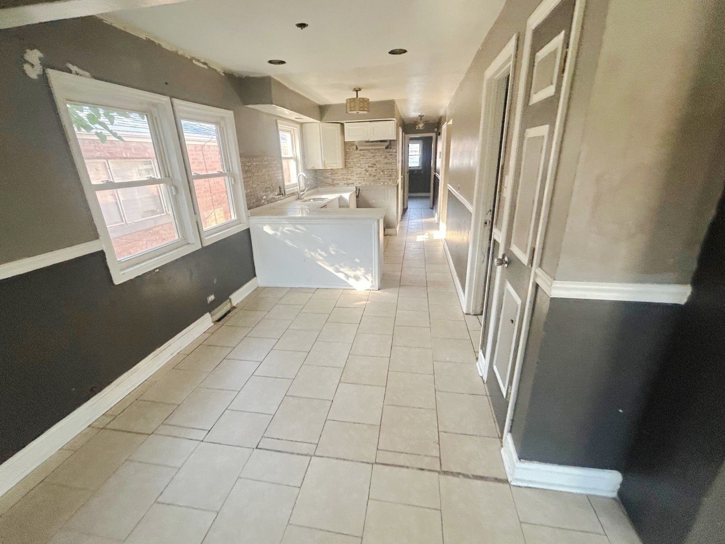 520 W 97th Street, Chicago, IL 60628