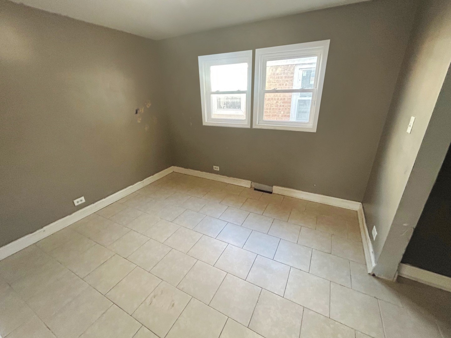 520 W 97th Street, Chicago, IL 60628