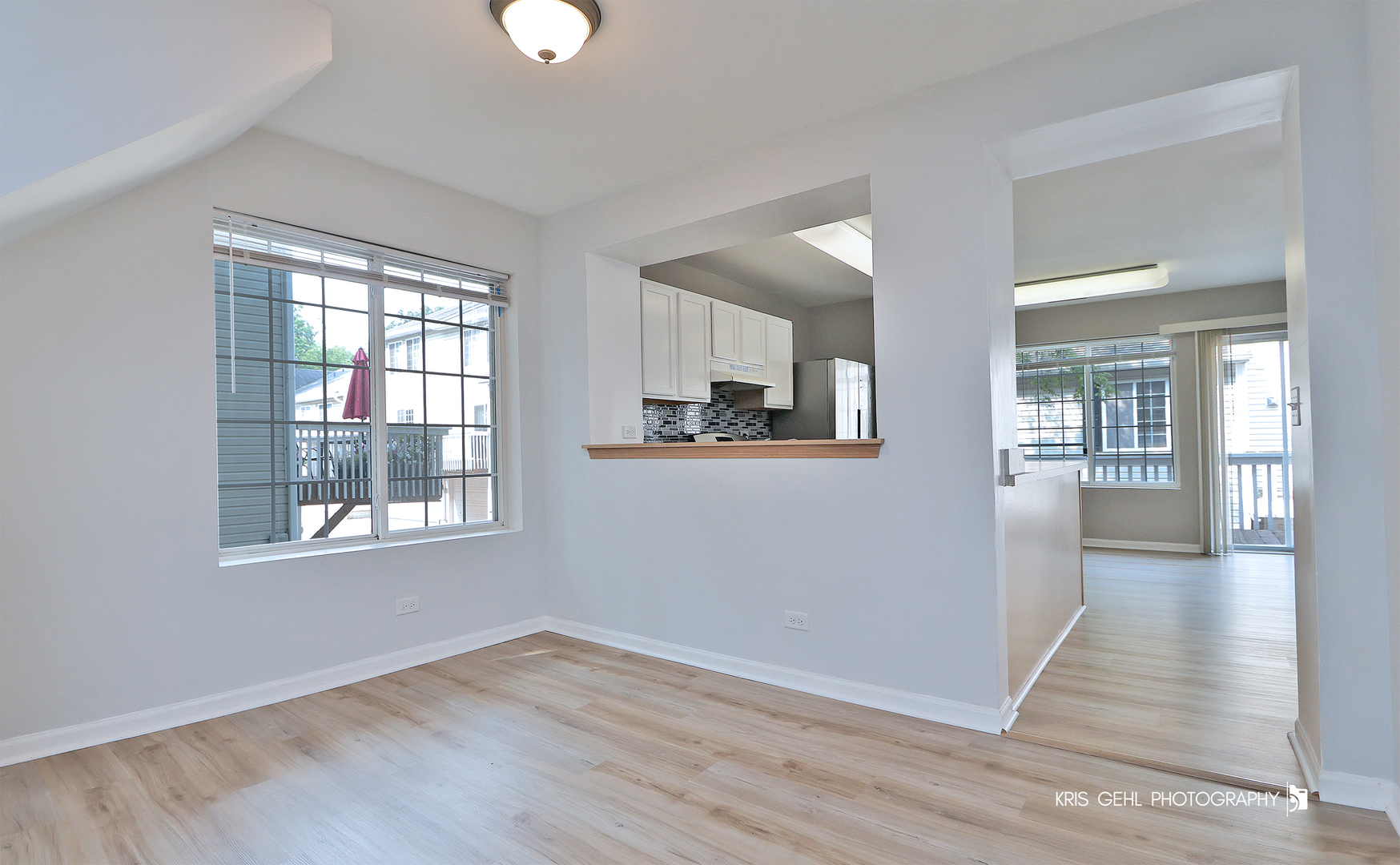 321 W Whispering Oaks Lane #321, Round Lake, IL 60073