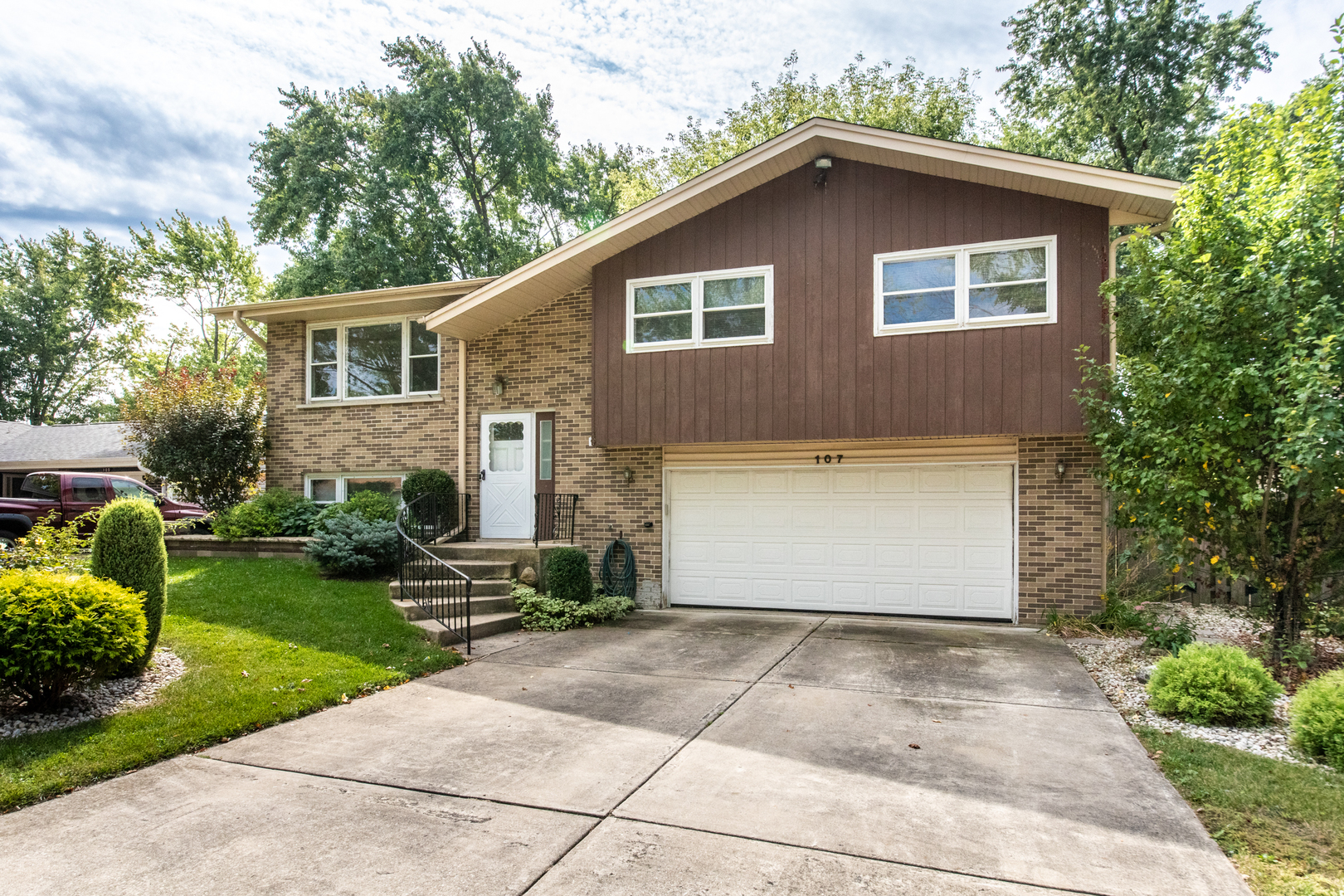 107 Janet Avenue, Streamwood, IL 60107