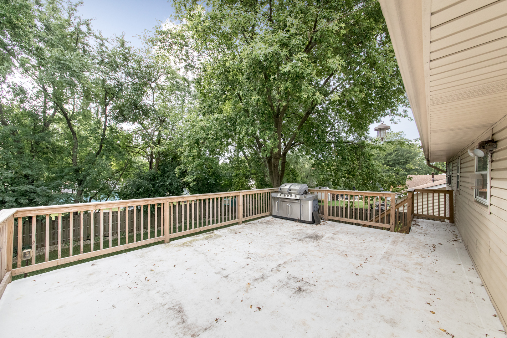 107 Janet Avenue, Streamwood, IL 60107