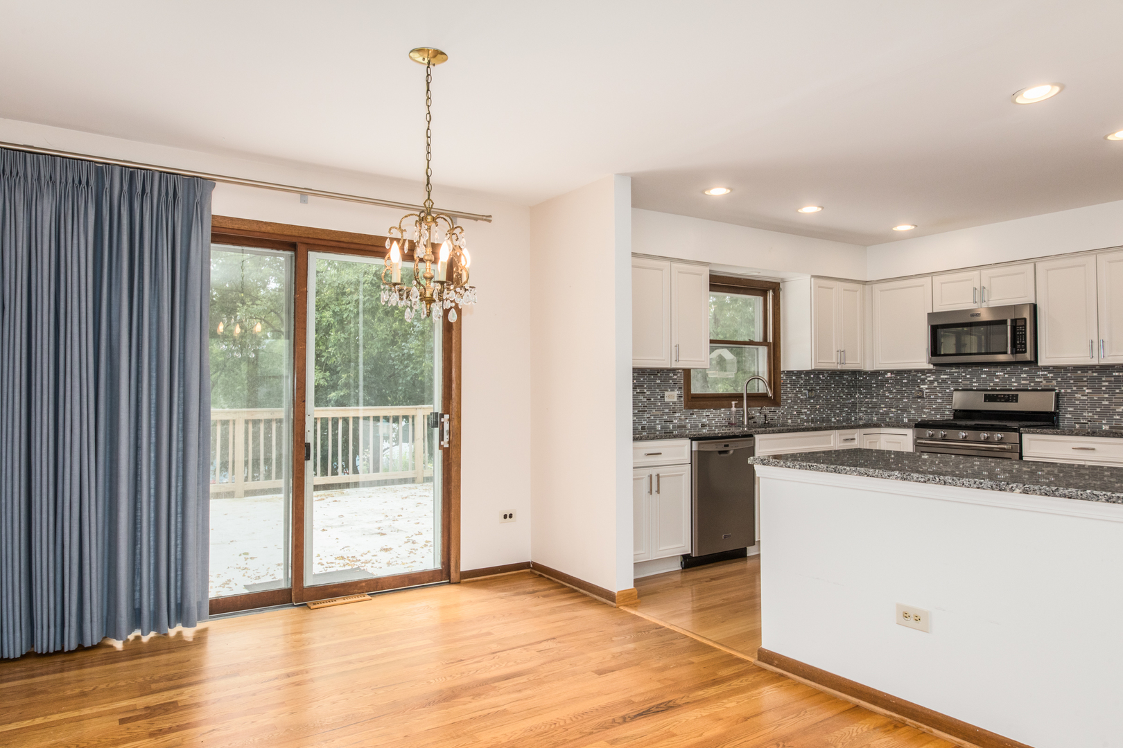 107 Janet Avenue, Streamwood, IL 60107