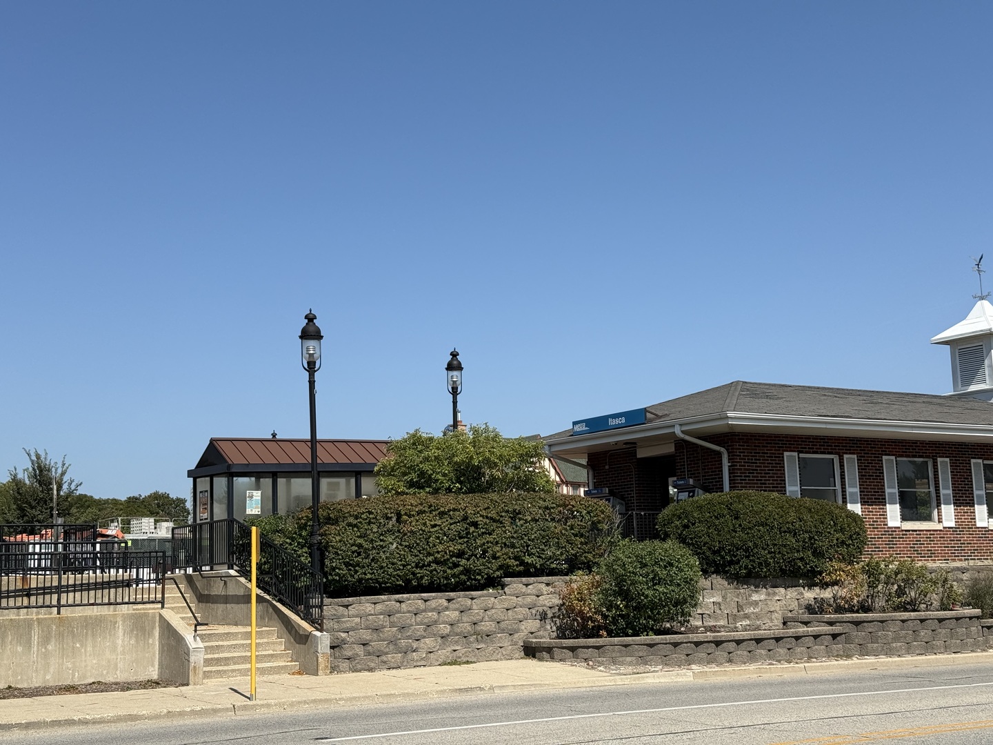 330 S Maple Street, Itasca, IL 60143