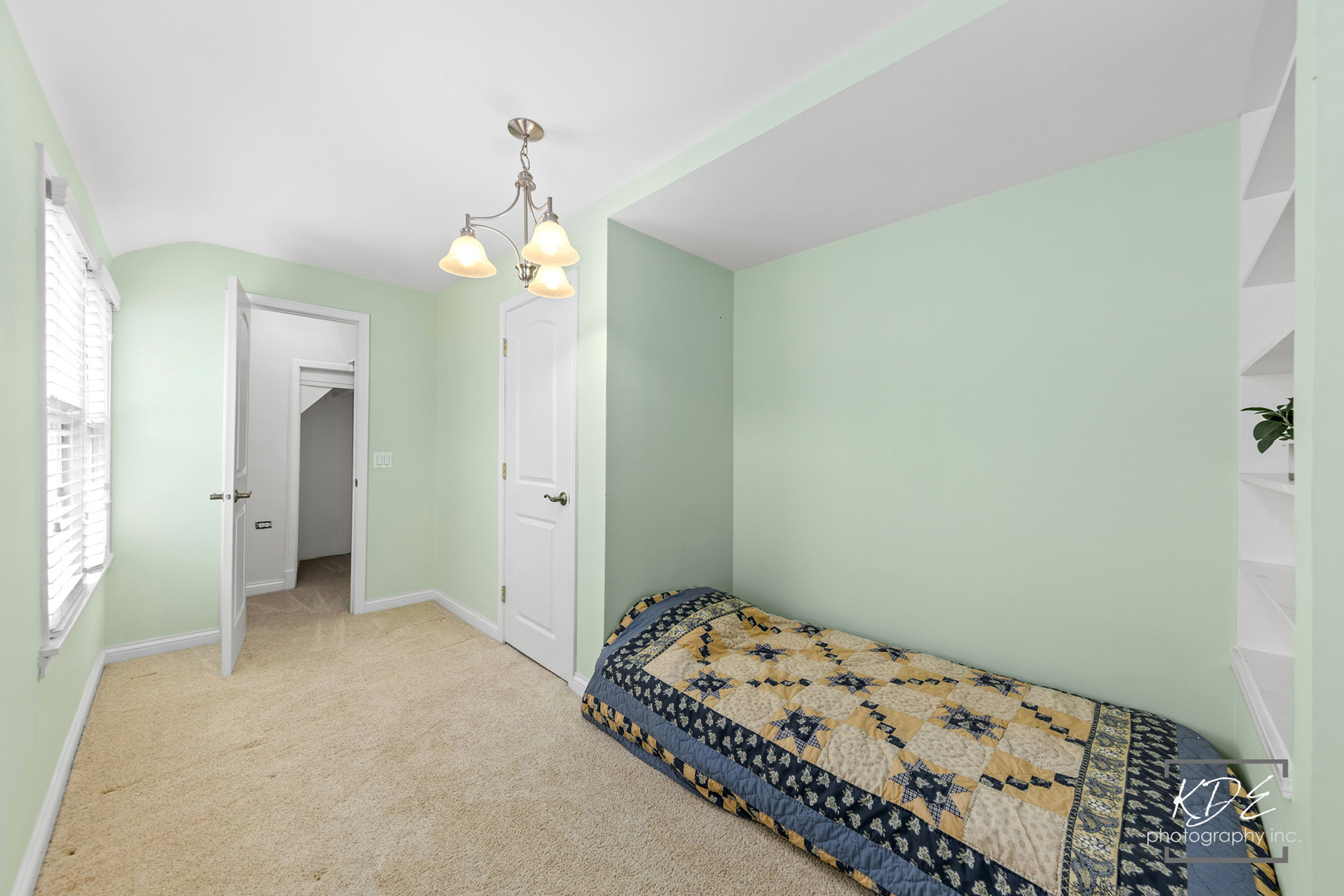 330 S Maple Street, Itasca, IL 60143