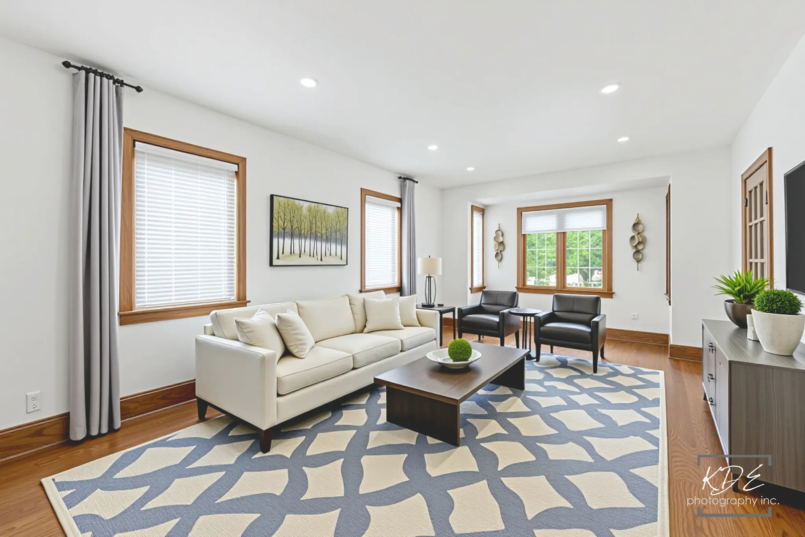 330 S Maple Street, Itasca, IL 60143